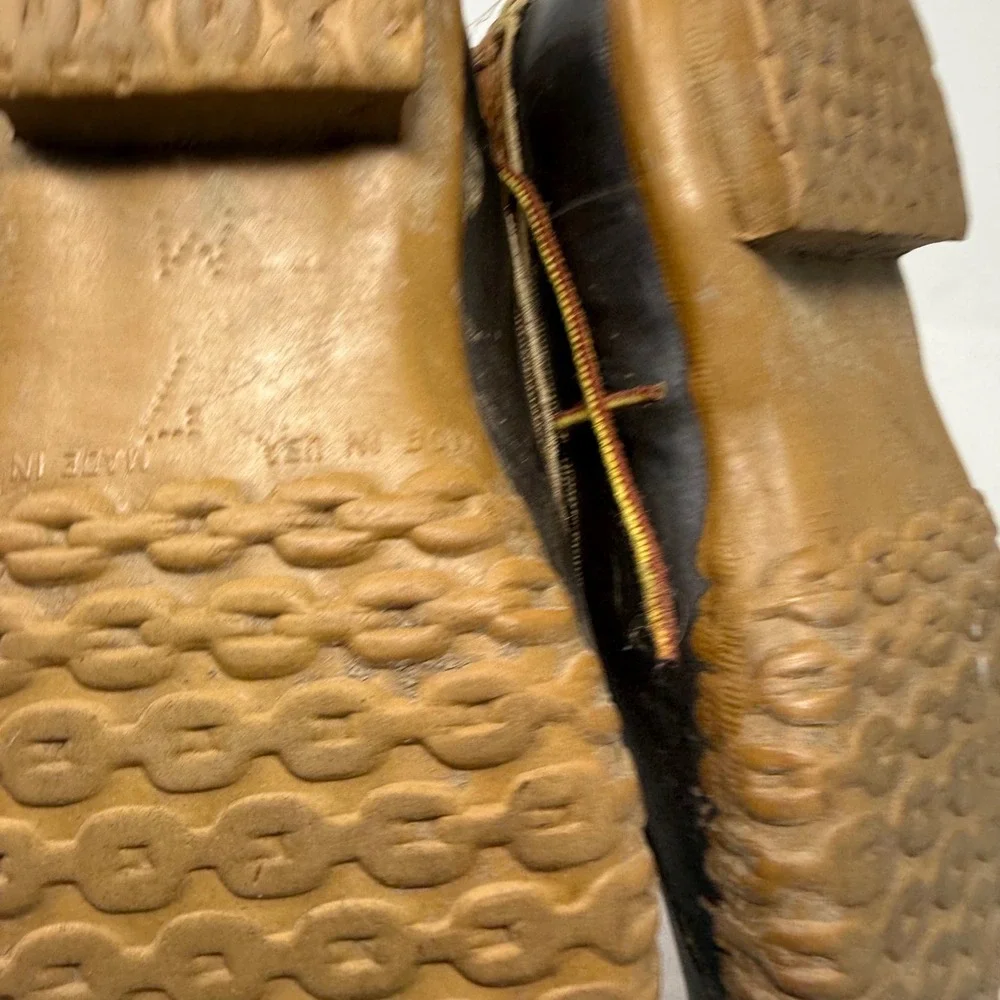 VTG LL Bean Maine Hunting Shoe Womens 7 Duck Boots Tan Leather Rubber USA Made